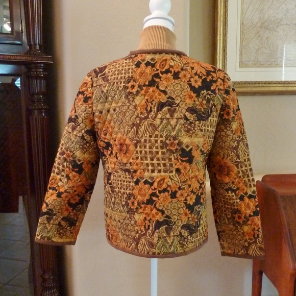 Quilted Jacket NWT Multi Colored Med - Picture 3 of 5
